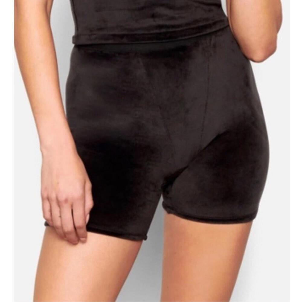 NWT Skims Velour Shorts